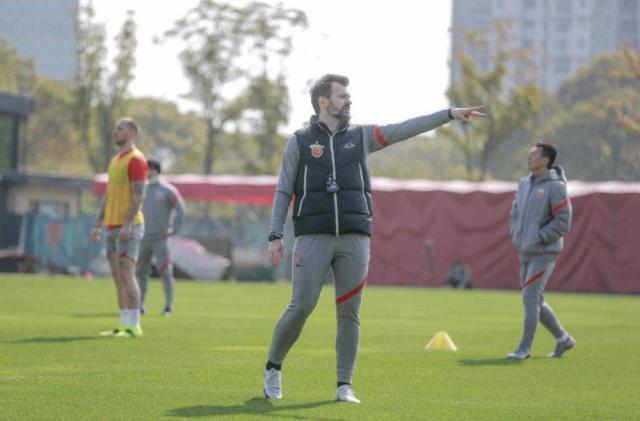 海港春训升级敲定三场热身 开始筹划如何出战亚冠