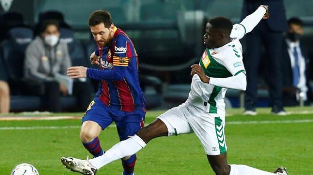 开云体育入口-巴萨大胜保级队，梅西梅开二度独占射手榜首